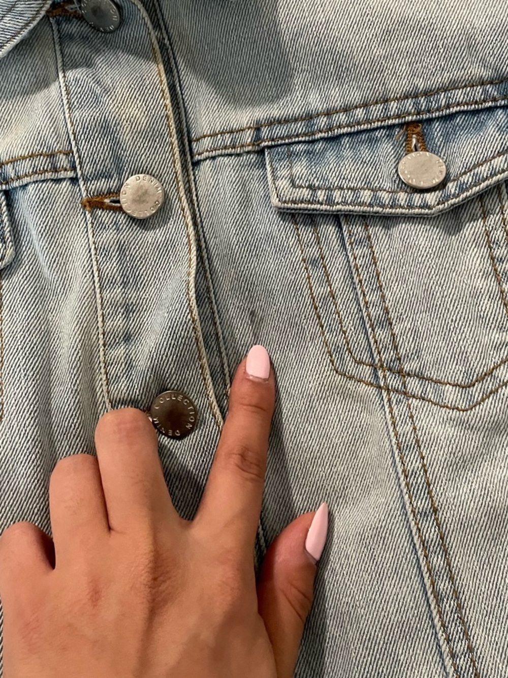 CI SONO Light Blue Denim Jean Jacket | Classic Button-Front Jean Jacket - Picture 16 of 16